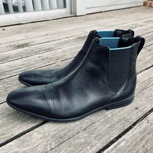 Clarks SOMERSET Chelsea Black Leather PullOn Boots